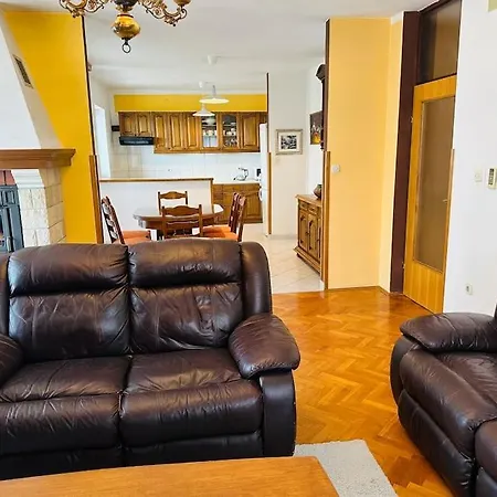 Grandi Apartamento *