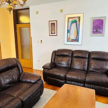 Apartamento Grandi *