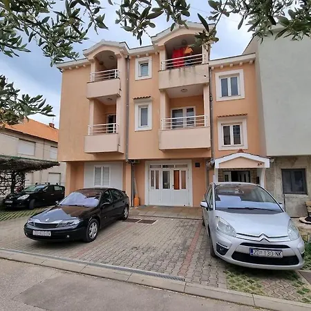 Apartamento Grandi *